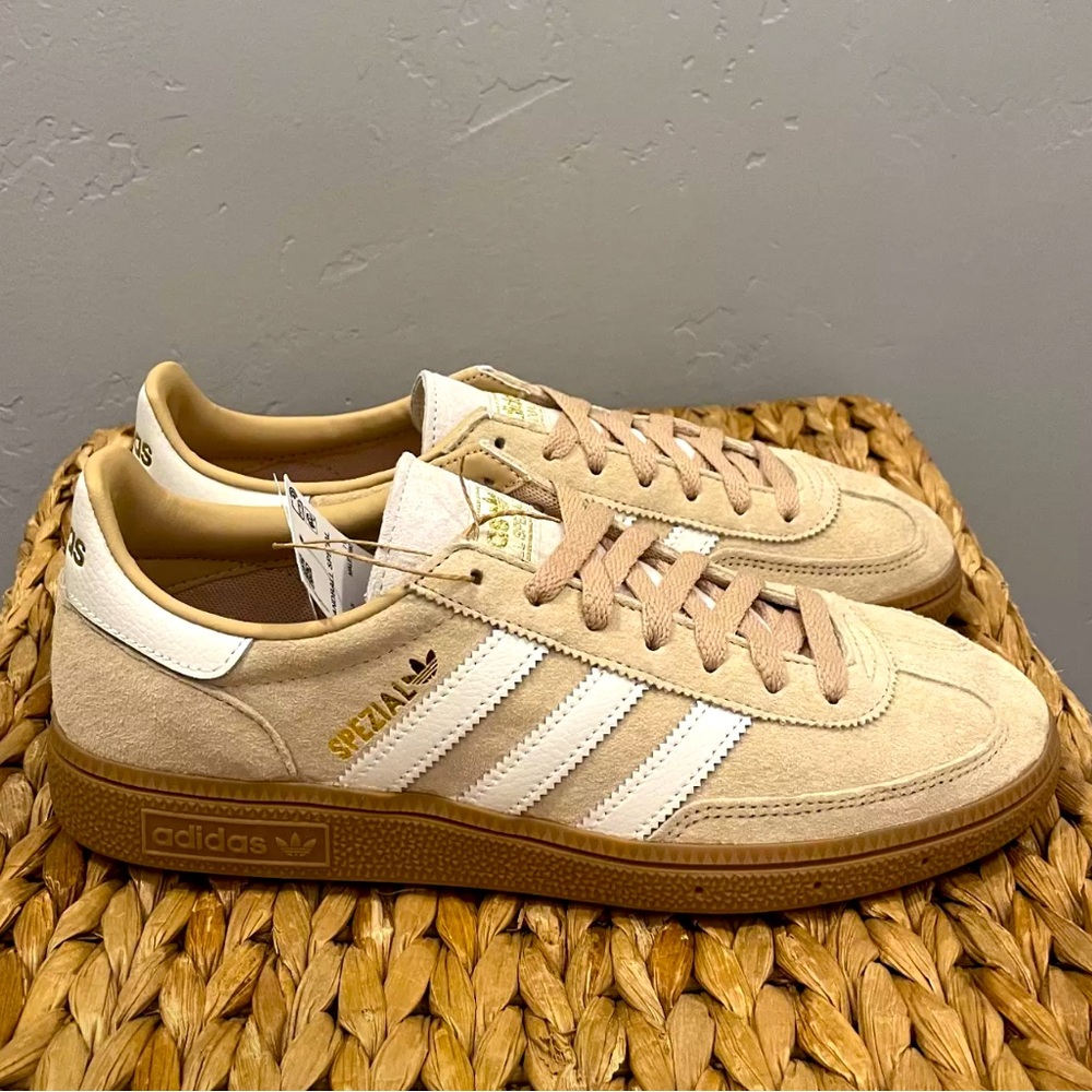 🐕 Adidas Handball Spezial Magic Beige 🐕 - Picture 1 of 4